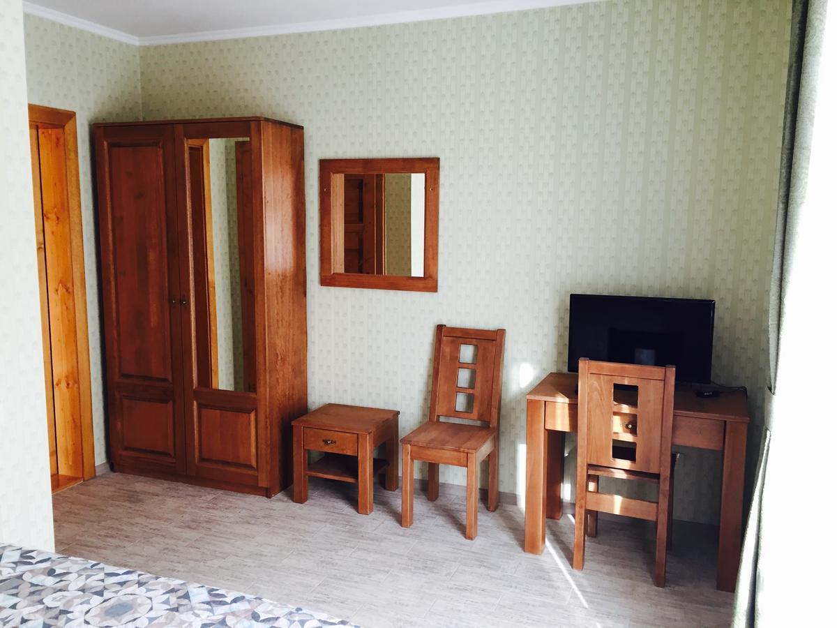 Mini Hotel Solnce Karpat Polyana (Transcarpathia) Exterior foto