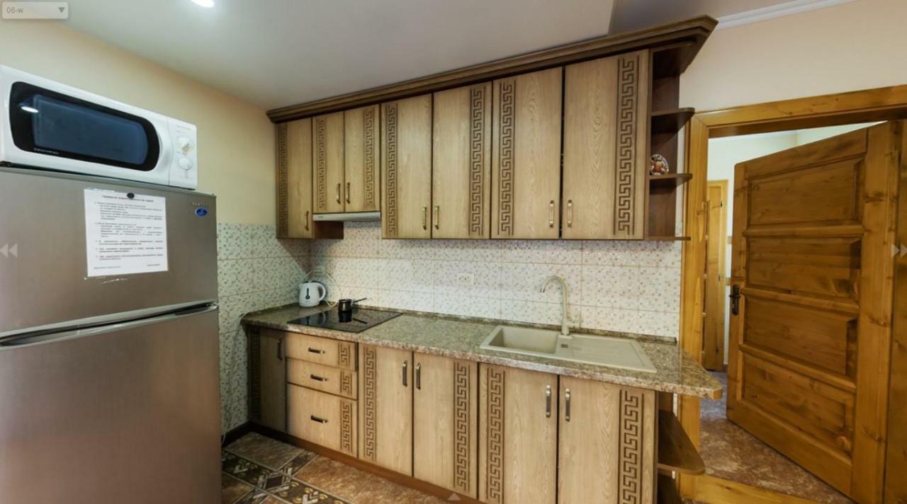 Mini Hotel Solnce Karpat Polyana (Transcarpathia) Exterior foto